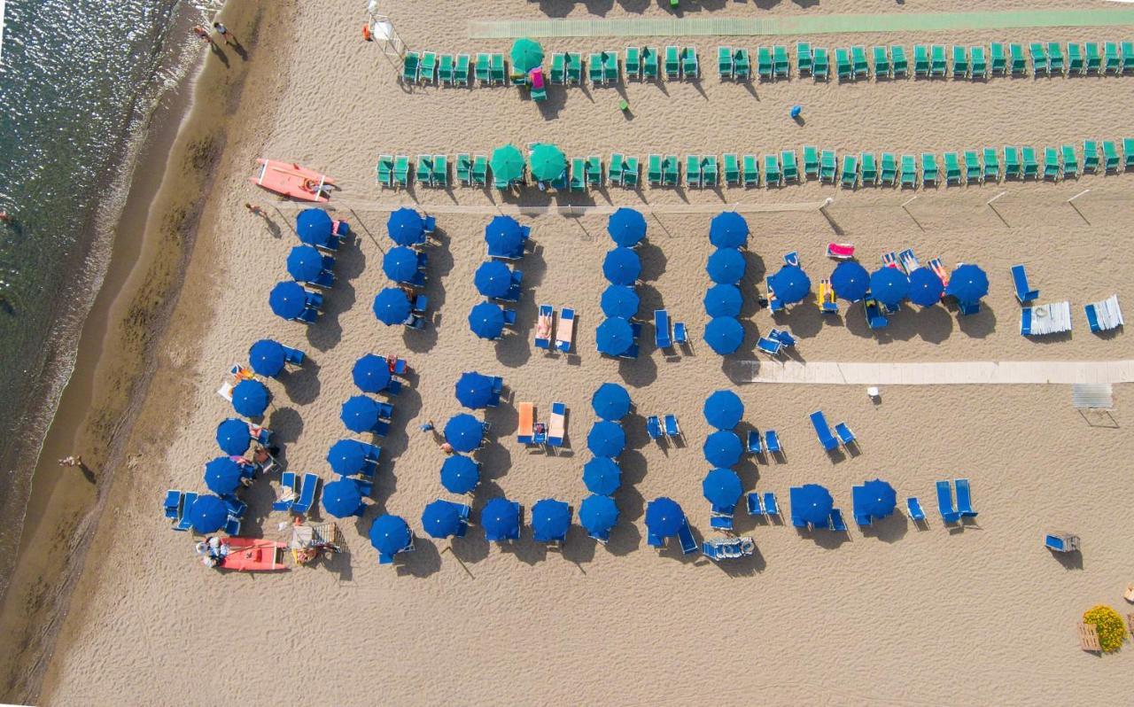 ホテル サン ジョヴァンニ テルメ イスキア島 エクステリア 写真